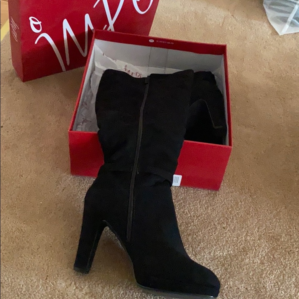 Impo black and gold suede boots